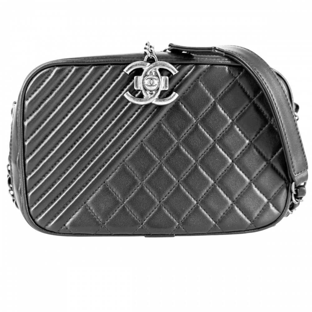 Chanel shoulder bag for women, Boy camera bag, chain strap, cross-body Coco m...